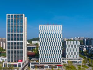 Orange Hotel (Yibin West Railway Station Government Affairs Center)