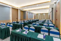 Emeishan Baiyin Hot Spring Smart Hotel - Kitchenette