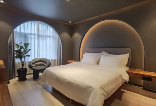 Haizibian Hotel (Zhonglou Street, Liuxiang, Taiyuan) Hotels near Chunyanggong