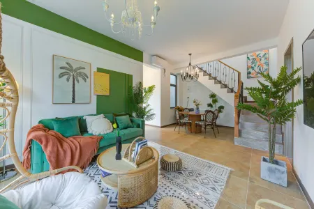 Fumi Qingquan No.1 Hot Spring Courtyard (Luhe) Отели в г. Лухэ