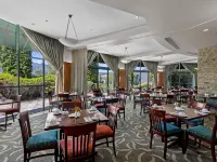 Millennium Hotel Queenstown Hotels near William Gilbert Rees Statue