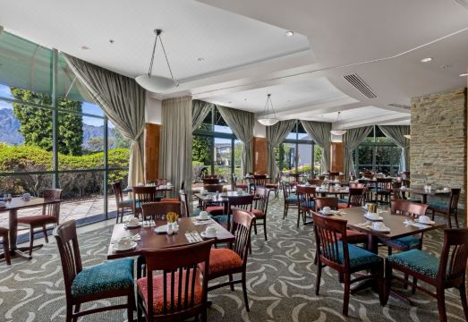 5. 밀레니엄 호텔 ..