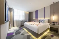 Laifeng Hotel (Luzhou Government Meixi Life Plaza Branch) Hotel berhampiran Wenhua Mart