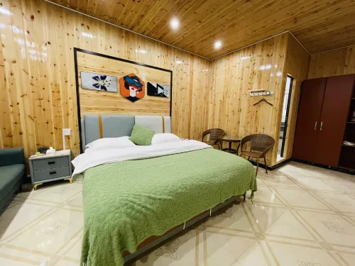 Yanjin Yonghong Hotel Hotels in Yanjin