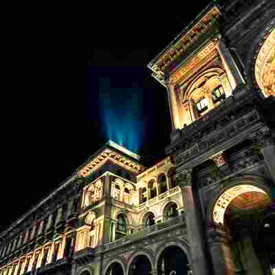 The Glamore Milano Duomo Hotel Exterior