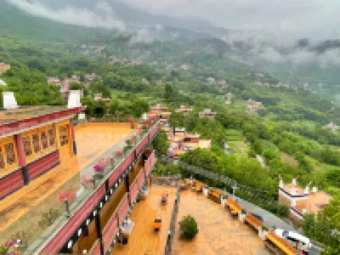 丹巴星空攝影美宿（甲居藏寨1號觀景台店） 丹巴酒店