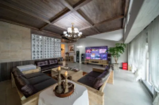 Anshun Huangguoshu Fantutunbao Culture Homestay