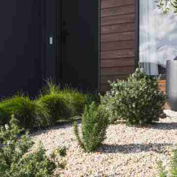 1 Beach House Hotel Exterior