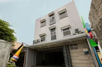 Super OYO 3838 Tamansari Guest House Hotel dekat Sekretariat SPMB UNS
