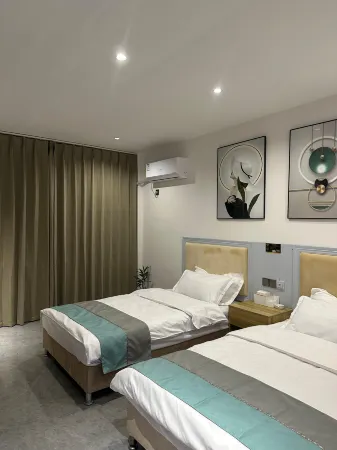 Dexing Xingri Hotel Отели рядом с достопримечательностью «Fenghuanghu Sceneic Area»