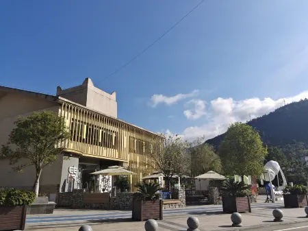 Wenchuan Yuxin Homestay Отели рядом с достопримечательностью «Renji Ximu Valley»