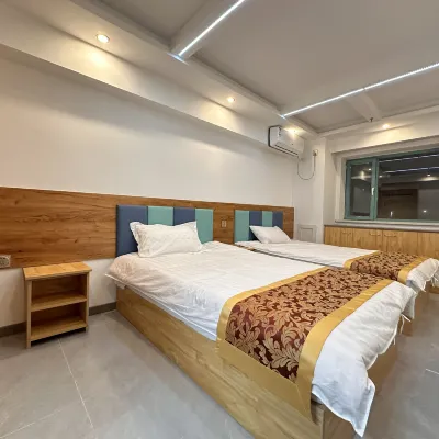 Meitian Express Hotel Hotels near Bu'erhatong River