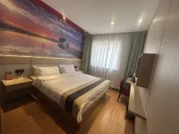 Guishi Shanfang Intercity Hotel (Zibo Xiye Street Hongye Shiye Scenic Spot) Hotel dekat Taiyangshan Botanical Garden