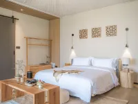 Fengcong Luxury Tent Homestay Hotels in Luoping