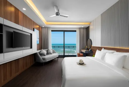 Hoang Yen Boutique Hotel Отели в г. Nui Thanh