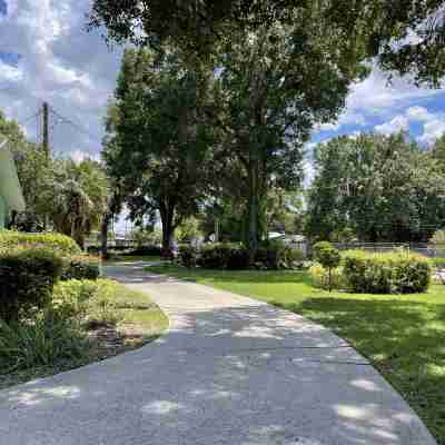 Sam's House Hotel Exterior