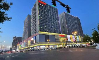 Ouli Smart Homestay (Daqing Wanda Plaza)