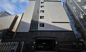 Hotel Emok