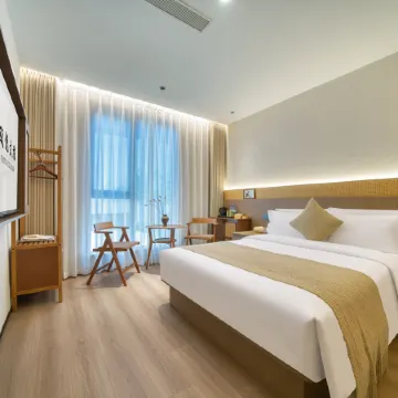 The Moonlit Temple Hotel (Wenzhou Longwan International Airport Branch)