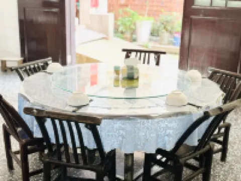 Yueyang Shidamen Inn