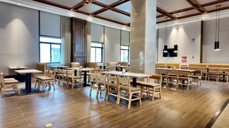 Daocheng Yading Boxin • Yunjing Hotel Отели рядом с достопримечательностью «Yangmaiyong»