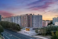 Jifeng International Hotel (Qiemu City Branch) Hotels in Qiemo