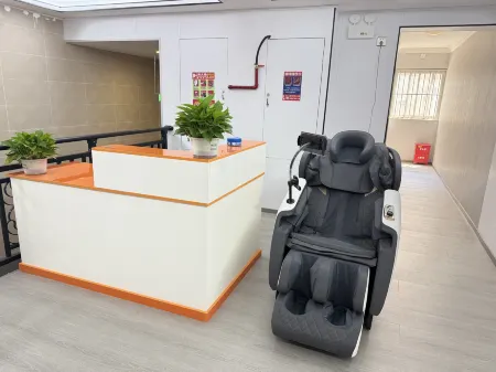 8 Days Hotel Отели в г. Дапу