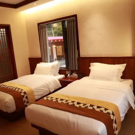 Danba Jiajigu Homestay