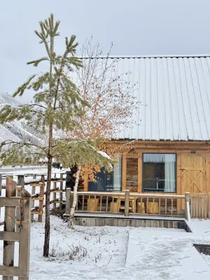 Kanas Boye Huajiu Homestay فنادق في 