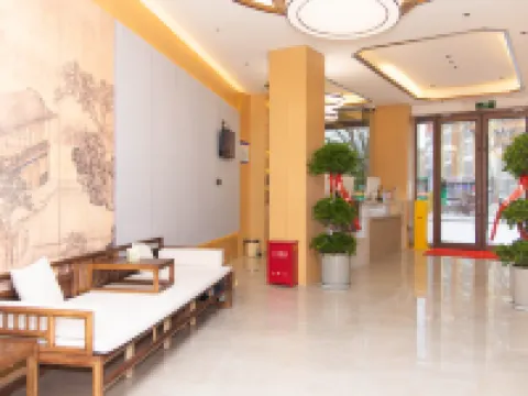 Tangsong Huating Hotel Hotele w: Tacheng