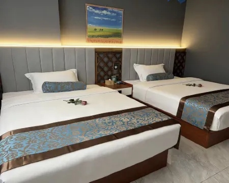 Yunzi Hotel Hotels in Kailu