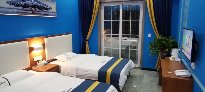 Tengxi Shuanglong Hotel Hotels in Suixi
