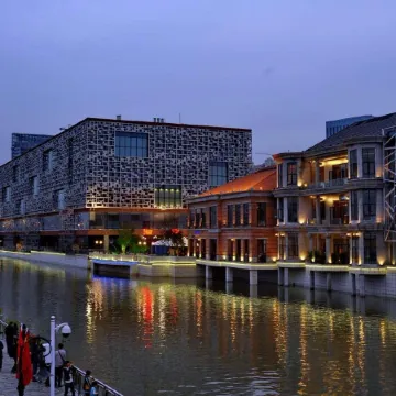 7 Days Inn Wuchang Railway Station Zhongnan Road Dingziqiao Отели рядом с достопримечательностью «Хубэй, Китай, Южная Механическая Школа (Школьный Департамент)»