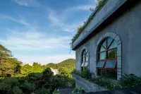 Crazy Man's Shop · Coffee Homestay (Nan'ao Island Qing'ao Bay Branch)