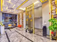 Denis Hotel (Wuzhou Chenxi Mingdu New City Branch) - balcony