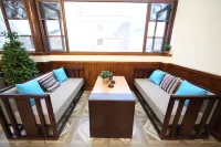 Yangguang Gudi Hotel - parking