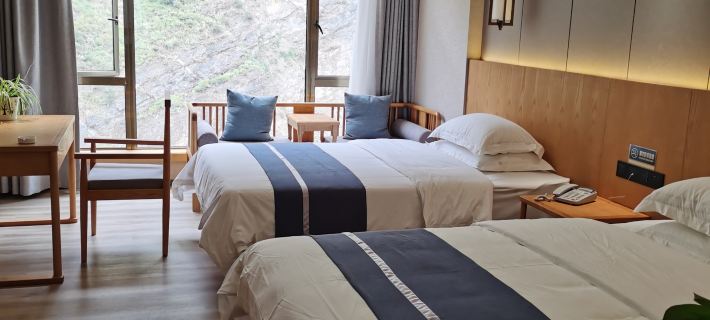 DAN BA JIN YUAN HOTEL Hotele w: Powiat Danba