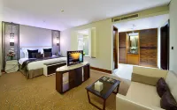 The Tower Plaza Hotel Dubai Hotels in 