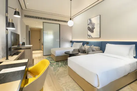 Hilton Garden Inn Отели рядом с достопримечательностью «Hunan Institute of Applied Technology (West Campus)»