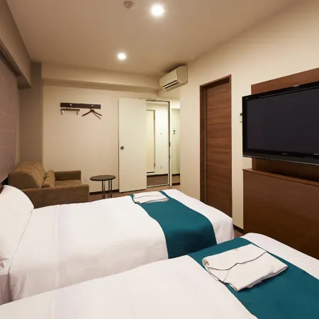 Sotetsu Fresa Inn Hamamatsucho-Daimon Отели рядом с достопримечательностью «Универмаг Ginza Wako»