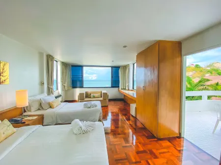 楠查萊海濱酒店