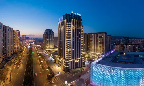 Mercure XiNing HaiHu New District Hotel