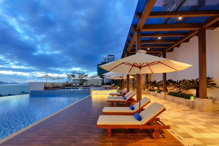 chính chủ Oceanfront villa Nha Trang