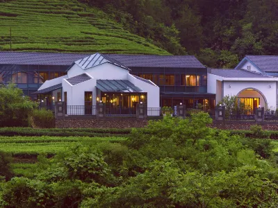 Hidden in mountains and valleys Guesthouse Các khách sạn gần Qinglong Great Waterfall