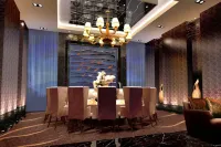 Moyu Huayang International Hotel - parkir
