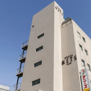 JR-EAST HOTEL METS URAWA Отели рядом с достопримечательностью «Станция Urawa »