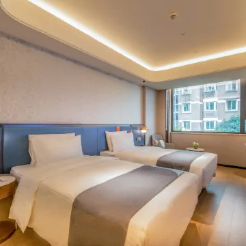 Yitel Collection Hotel (Hangzhou West Lake Scenic Area Intime in77) Отели рядом с достопримечательностью «Храм Джинси»