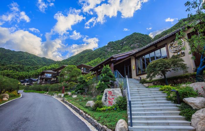 Gexian Village Xixinyuan Luxury Hotel
