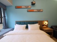 长沙艾嘉酒店 - 标准中式大床房