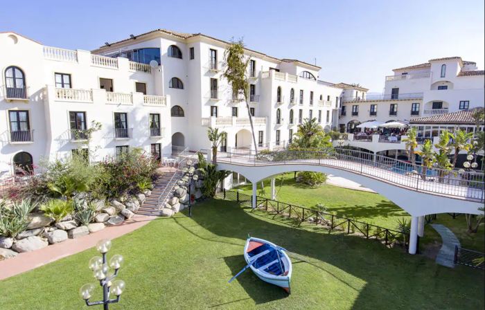 Phi Hotel Sighientu